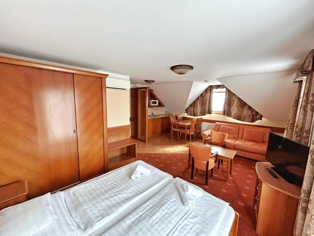 Fonix Wellness *** 1 A Epulet Bed & Breakfast Hévíz Екстериор снимка